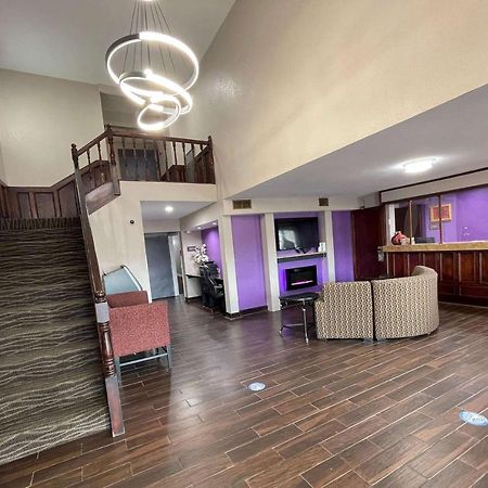 Hotel Baymont By Wyndham Bellevue - Omaha Extérieur photo