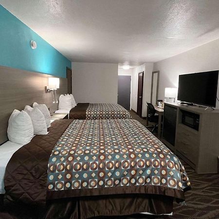 Hotel Baymont By Wyndham Bellevue - Omaha Extérieur photo