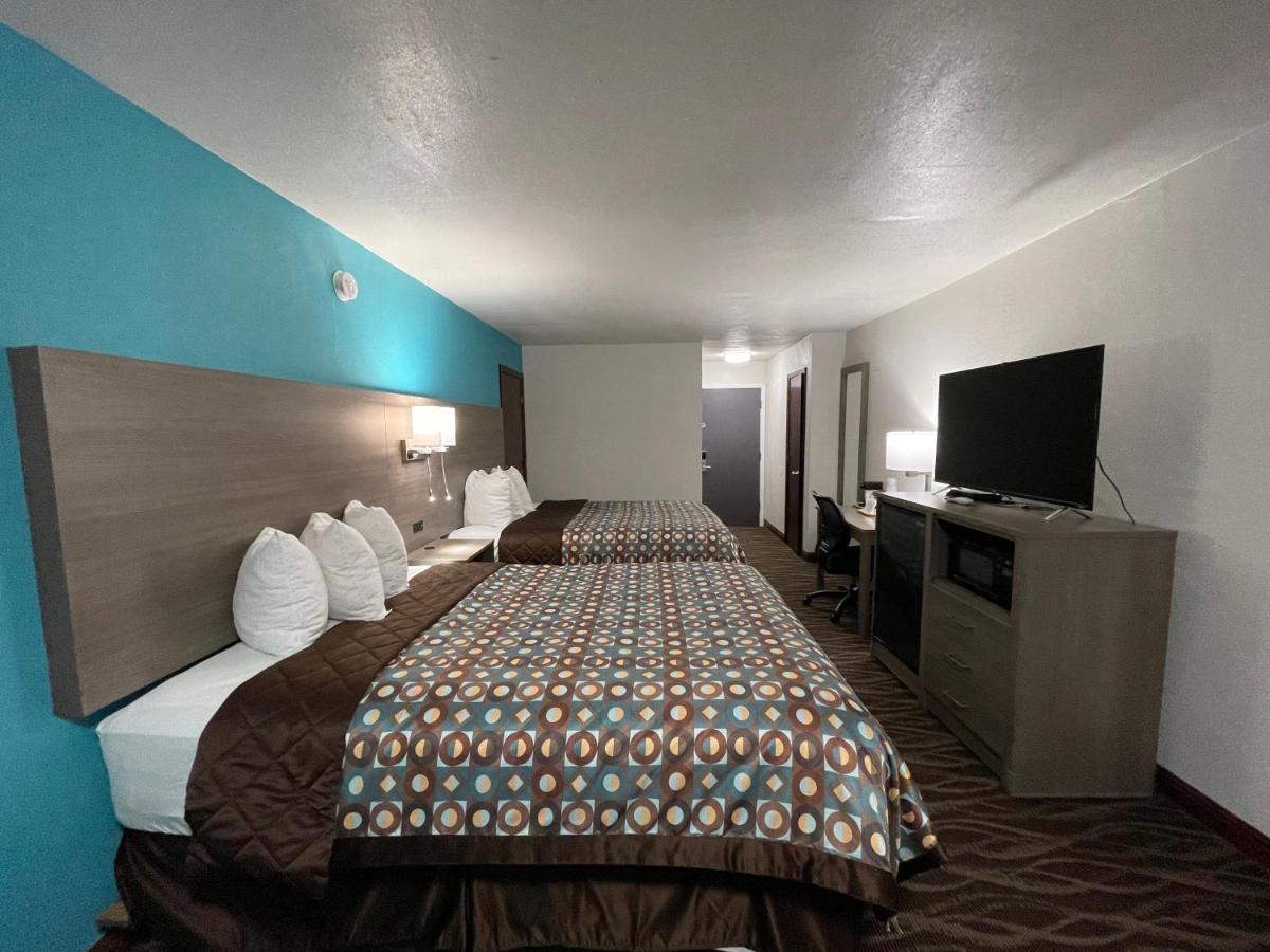 Hotel Baymont By Wyndham Bellevue - Omaha Extérieur photo