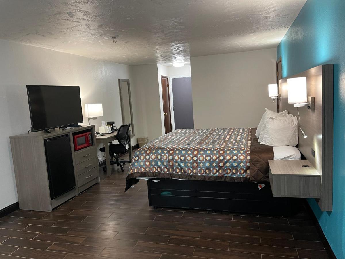 Hotel Baymont By Wyndham Bellevue - Omaha Extérieur photo