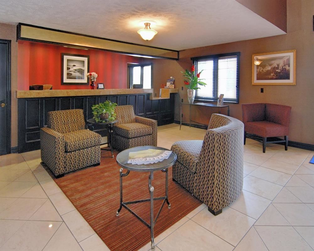 Hotel Baymont By Wyndham Bellevue - Omaha Extérieur photo