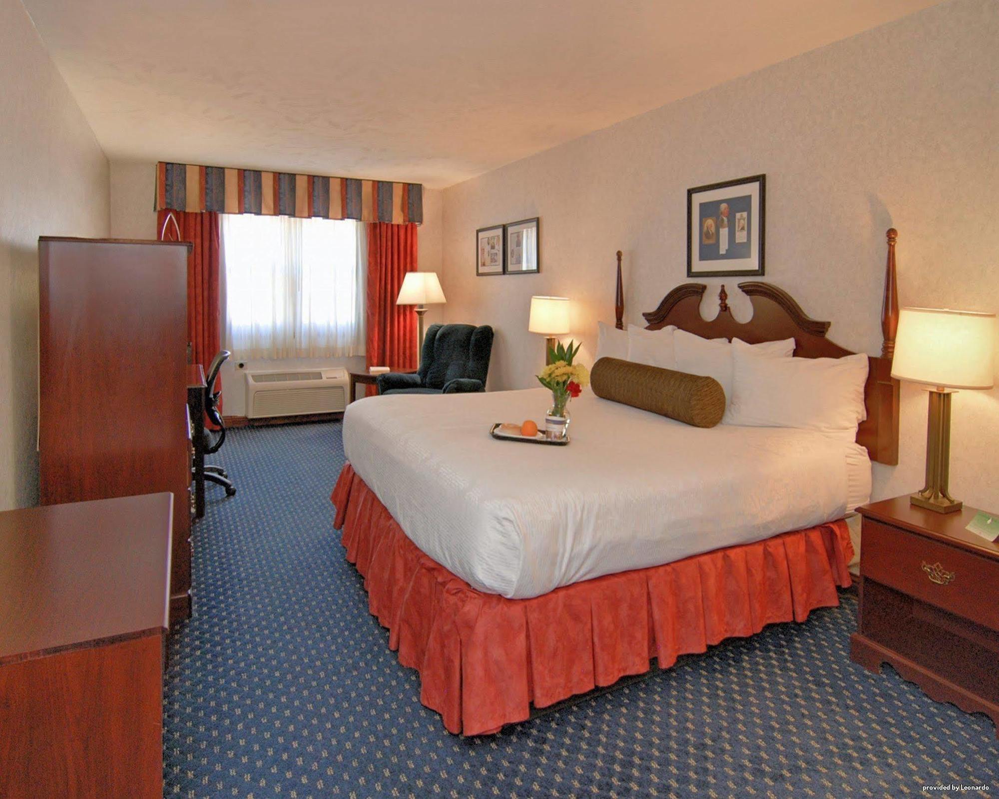 Hotel Baymont By Wyndham Bellevue - Omaha Extérieur photo