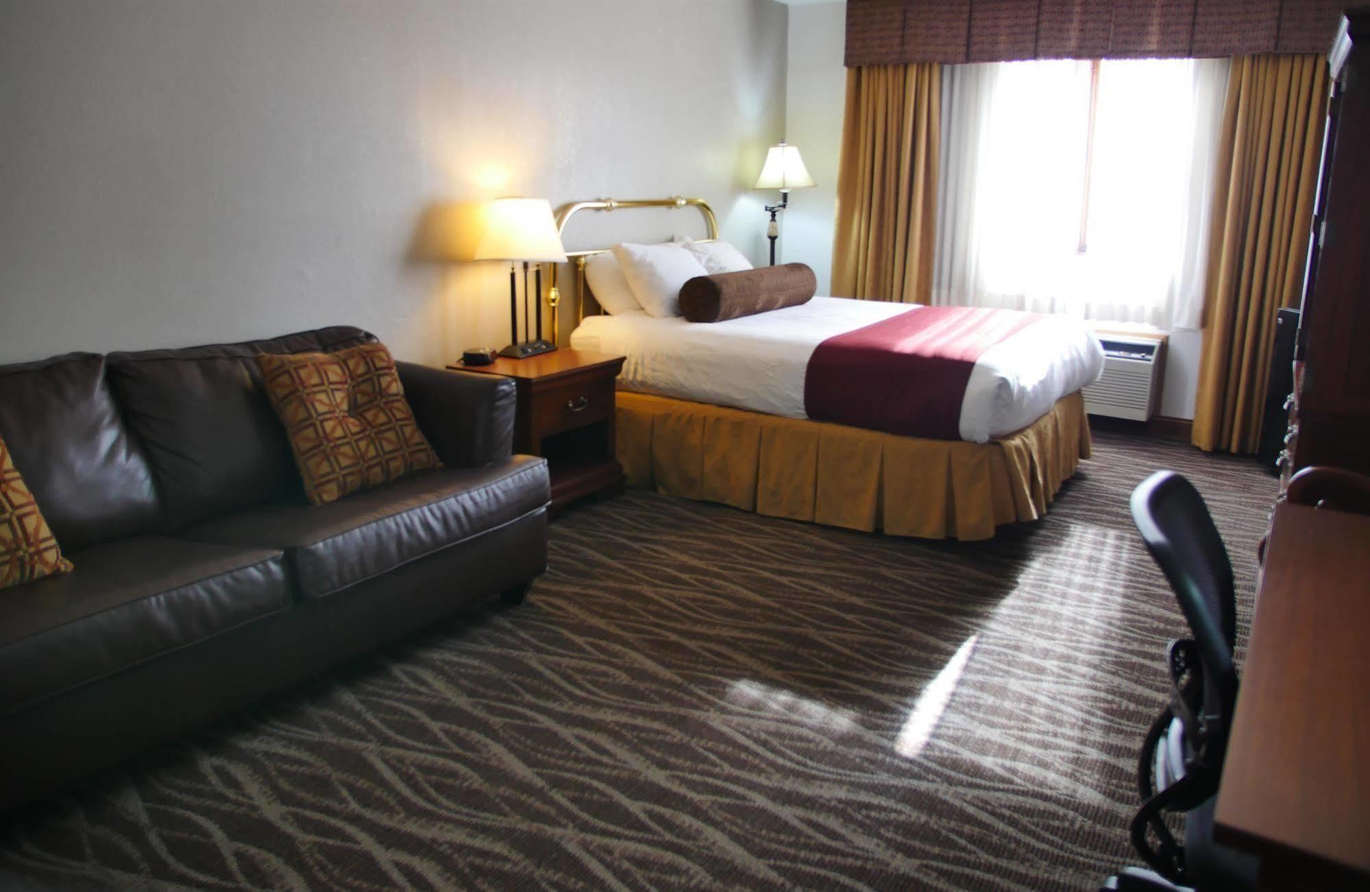 Hotel Baymont By Wyndham Bellevue - Omaha Extérieur photo